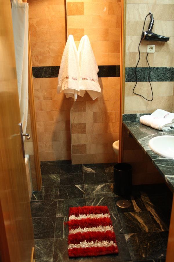 Hotel Kerala San Esteban de Pravia Ngoại thất bức ảnh