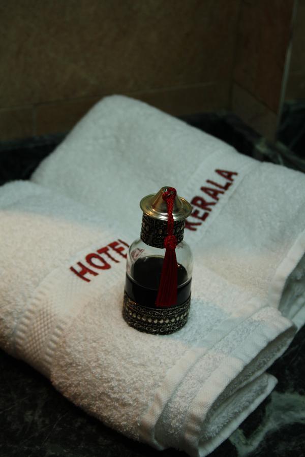 Hotel Kerala San Esteban de Pravia Ngoại thất bức ảnh