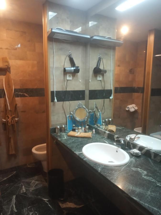 Hotel Kerala San Esteban de Pravia Ngoại thất bức ảnh